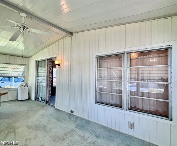 518 Pine Tree CT, North Fort Myers, FL 33917