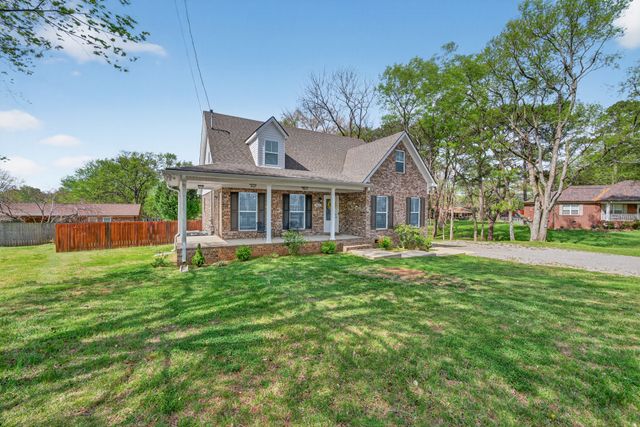 961 Fairlane Dr, Lewisburg, TN 37091