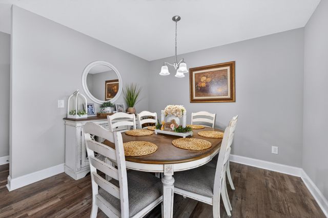 961 Fairlane Dr, Lewisburg, TN 37091