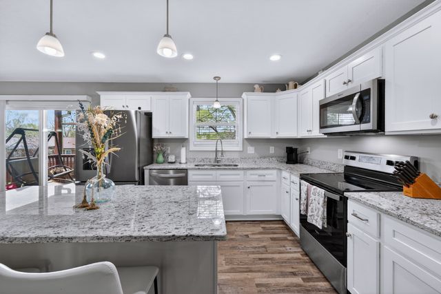 961 Fairlane Dr, Lewisburg, TN 37091