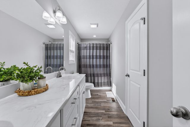 961 Fairlane Dr, Lewisburg, TN 37091