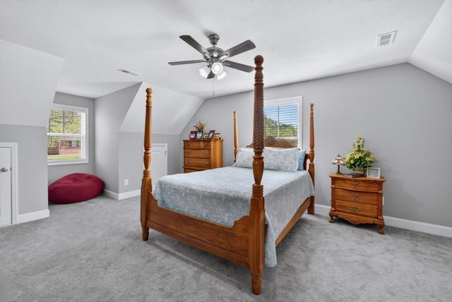 961 Fairlane Dr, Lewisburg, TN 37091