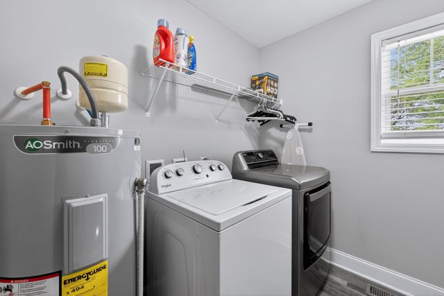 961 Fairlane Dr, Lewisburg, TN 37091