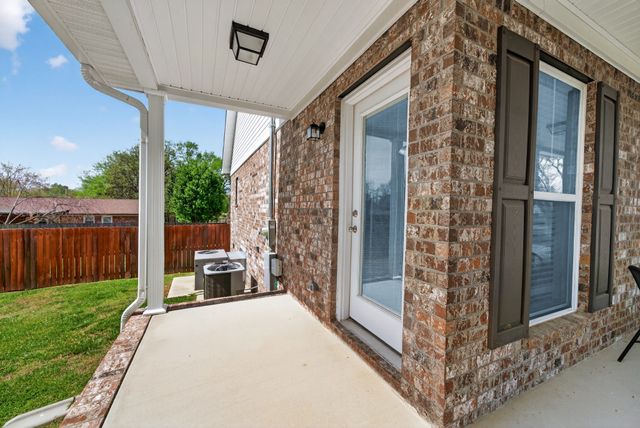 961 Fairlane Dr, Lewisburg, TN 37091