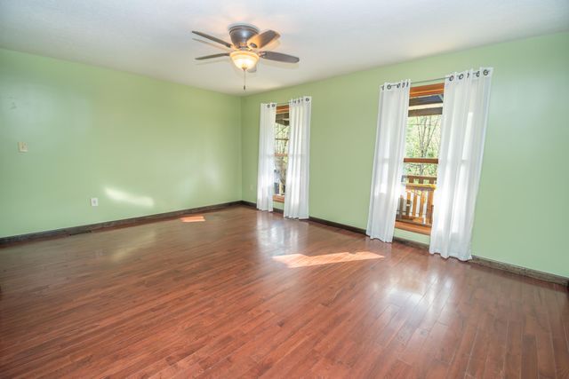 129 Douglas Hollow, Olive Hill, KY 41164