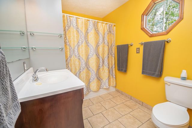 129 Douglas Hollow, Olive Hill, KY 41164