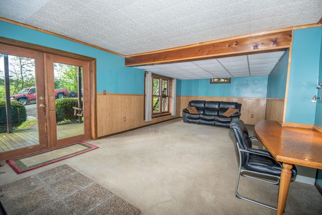 129 Douglas Hollow, Olive Hill, KY 41164