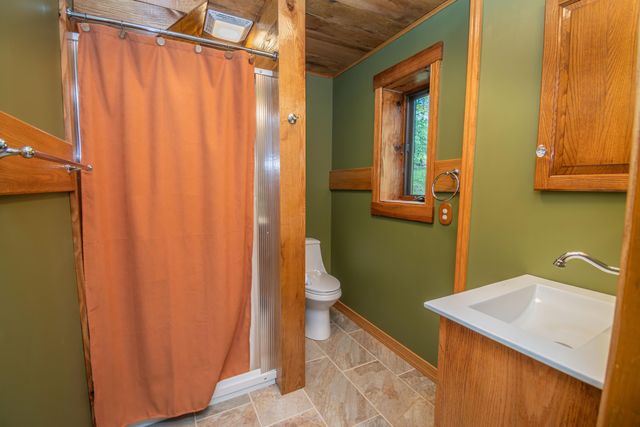 129 Douglas Hollow, Olive Hill, KY 41164
