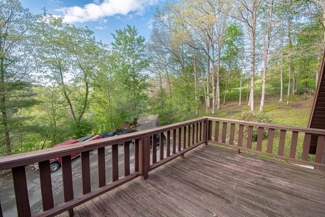 129 Douglas Hollow, Olive Hill, KY 41164