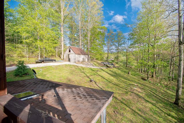 129 Douglas Hollow, Olive Hill, KY 41164