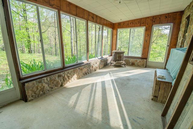 129 Douglas Hollow, Olive Hill, KY 41164