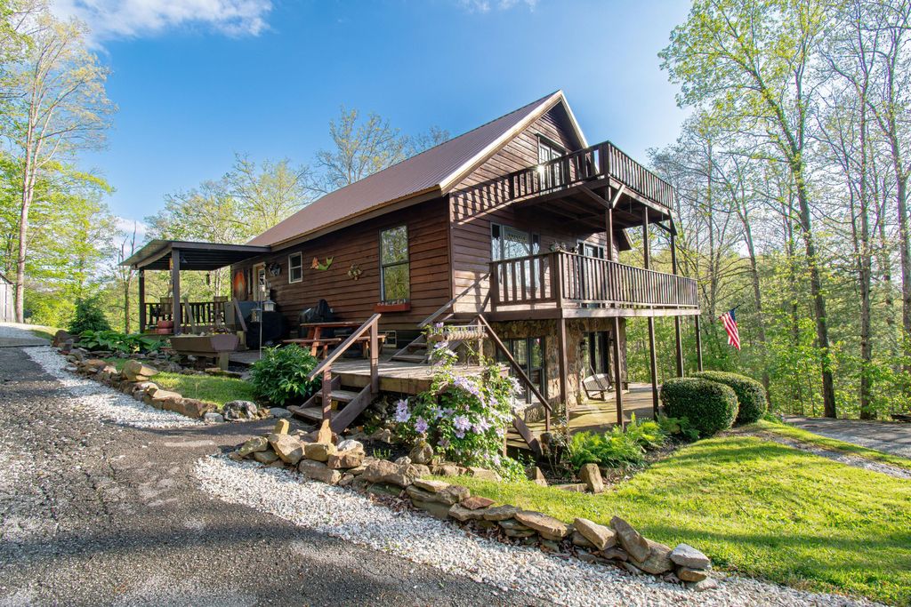 129 Douglas Hollow, Olive Hill, KY 41164