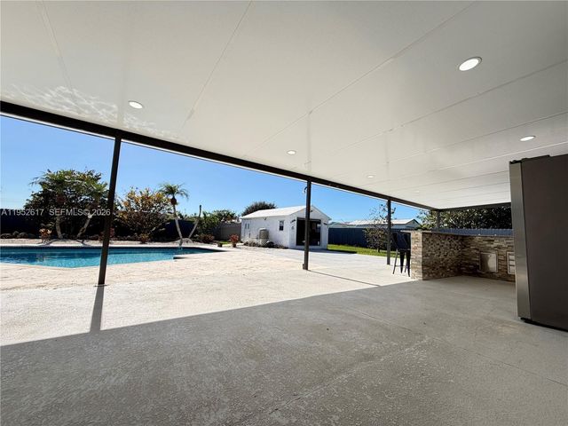 16320 SW 278th St, Homestead, FL 33031