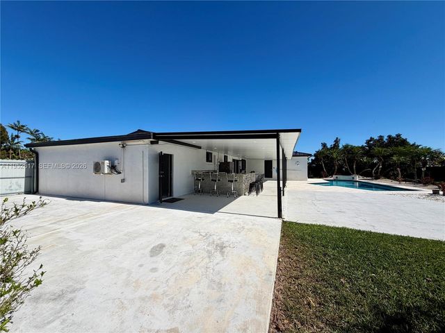 16320 SW 278th St, Homestead, FL 33031