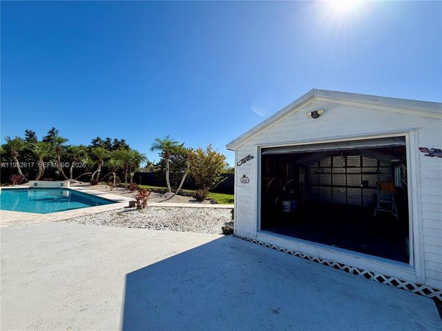 16320 SW 278th St, Homestead, FL 33031