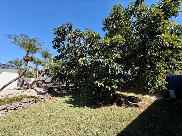 16320 SW 278th St, Homestead, FL 33031