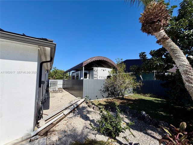 16320 SW 278th St, Homestead, FL 33031