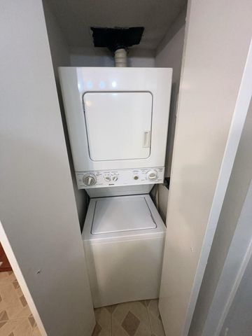 10053 Westpark Drive 332, Houston, TX 77042