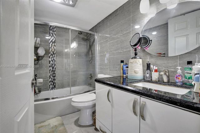 20515 E Country Club Drive 2147, Aventura, FL 33180