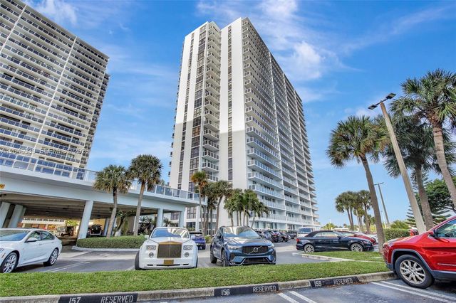 20515 E Country Club Drive 2147, Aventura, FL 33180