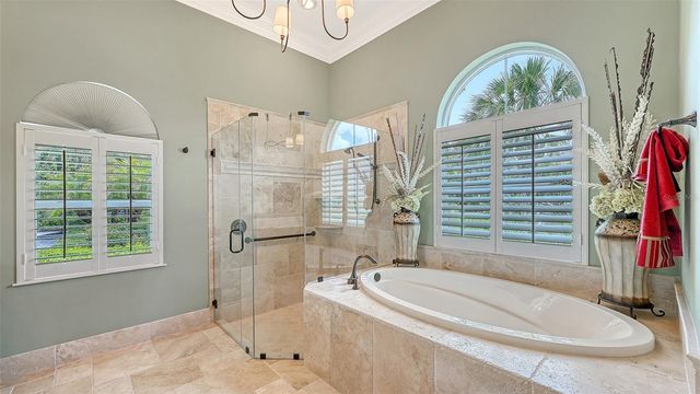 3331 FOUNDERS CLUB DRIVE, Sarasota, FL 34240