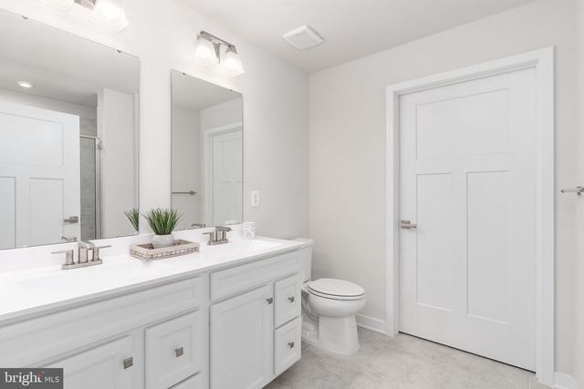 18370 CENTENNIAL CIR, Ruther Glen, VA 22546