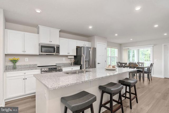 18370 CENTENNIAL CIR, Ruther Glen, VA 22546