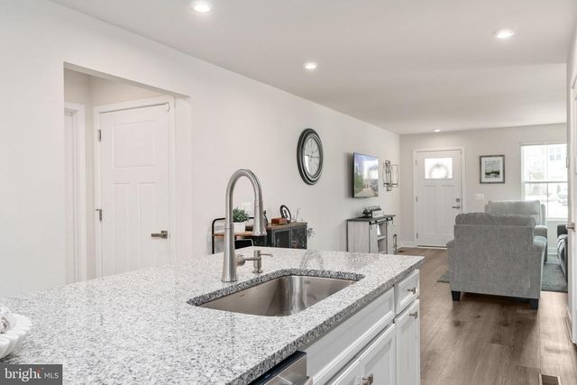 18370 CENTENNIAL CIR, Ruther Glen, VA 22546