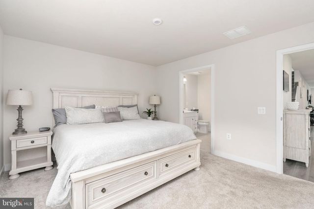 18370 CENTENNIAL CIR, Ruther Glen, VA 22546