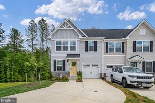 18370 CENTENNIAL CIR, Ruther Glen, VA 22546