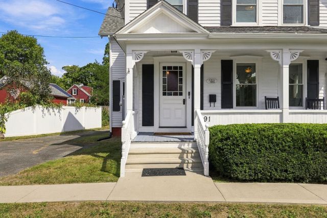 91 N Main St, East Longmeadow, MA 01028