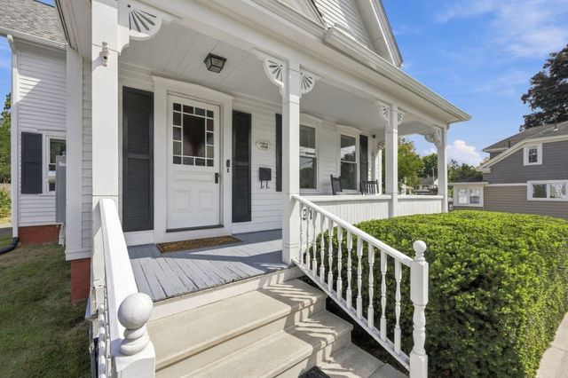 91 N Main St, East Longmeadow, MA 01028