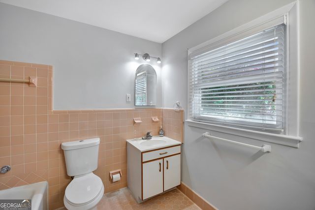 3278 Embry Hills Drive, Atlanta, GA 30341