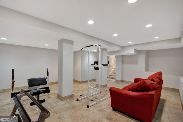 3278 Embry Hills Drive, Atlanta, GA 30341