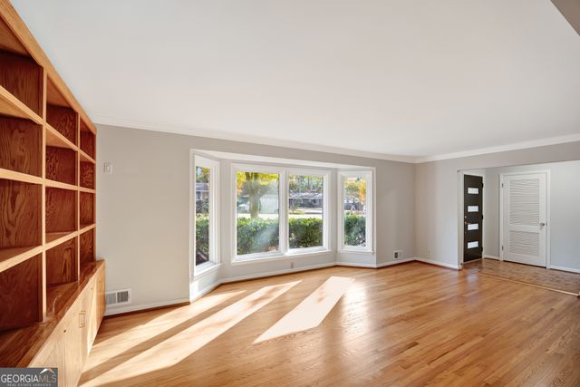 3278 Embry Hills Drive, Atlanta, GA 30341