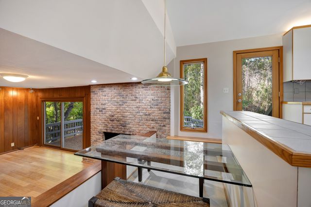 3278 Embry Hills Drive, Atlanta, GA 30341