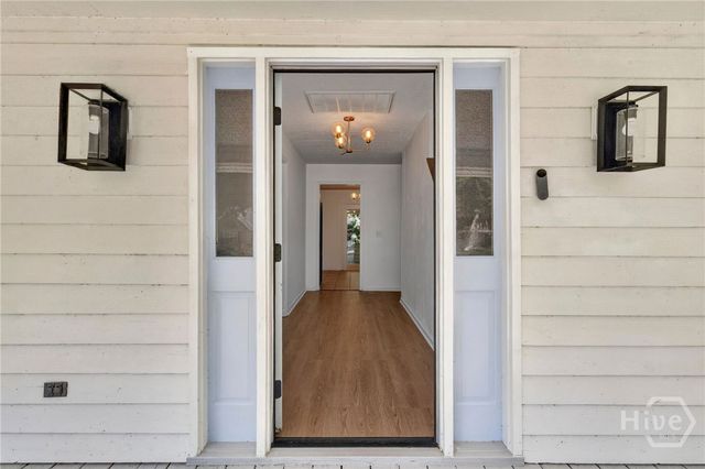 107 Rose Dhu Way, Savannah, GA 31419