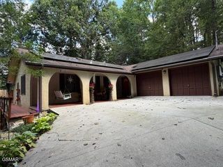 1633 Cardinal Drive, Gatlinburg, TN 37738