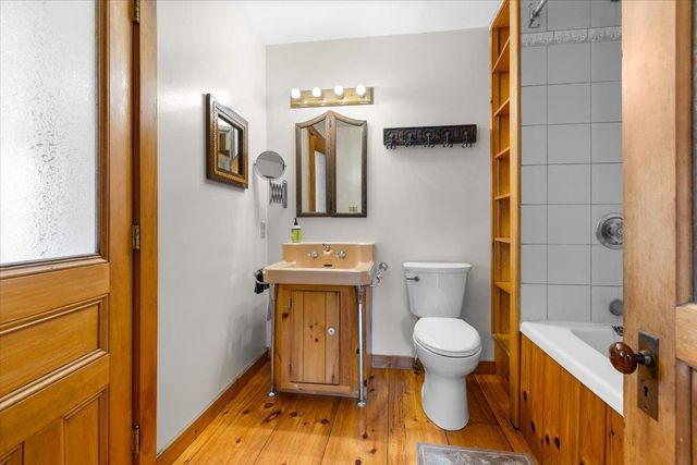 142 King Pond Road, Woodbury, VT 05650