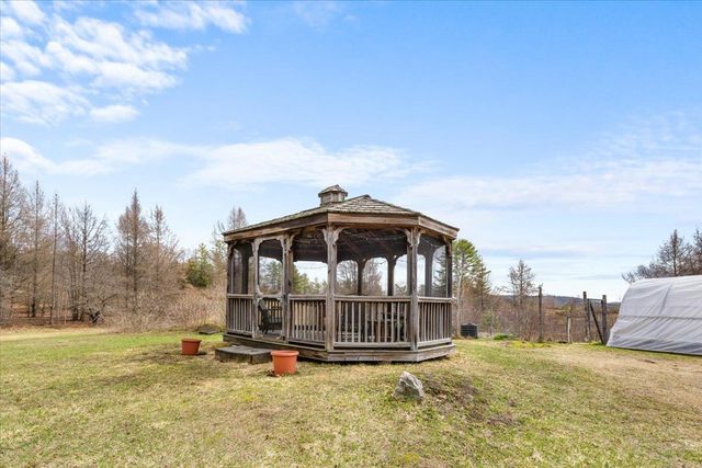 142 King Pond Road, Woodbury, VT 05650