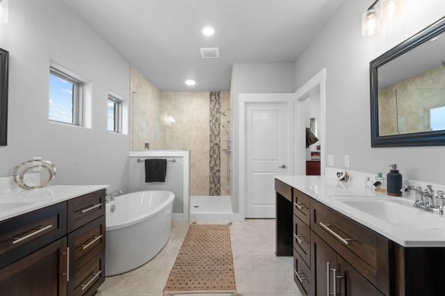 617 Meadowview Lane, Saddlebrooke, MO 65630