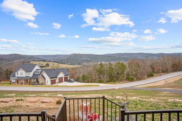 617 Meadowview Lane, Saddlebrooke, MO 65630