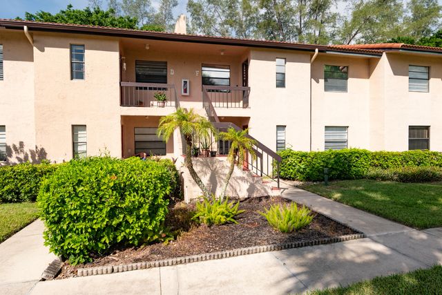 9282 Vista Del Lago D, Boca Raton, FL 33428