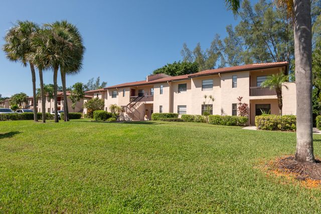 9282 Vista Del Lago D, Boca Raton, FL 33428
