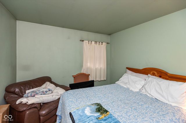 4149 Mellis Drive, Indianapolis, IN 46235