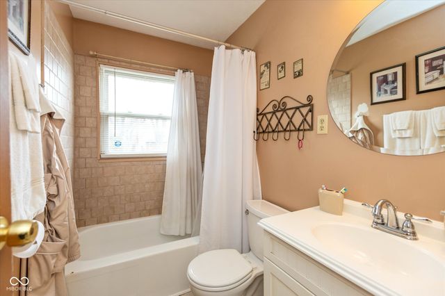 4149 Mellis Drive, Indianapolis, IN 46235