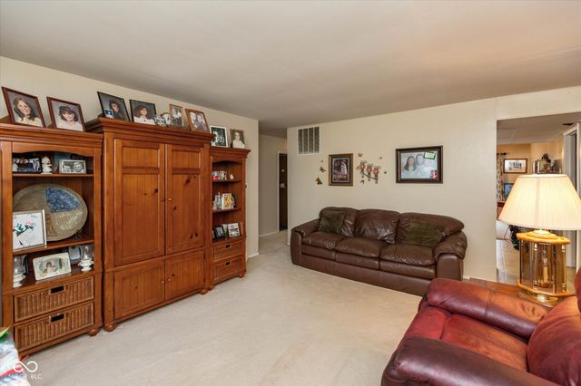 4149 Mellis Drive, Indianapolis, IN 46235