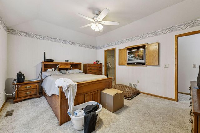 3180 W 180th Street, Jordan, MN 55352