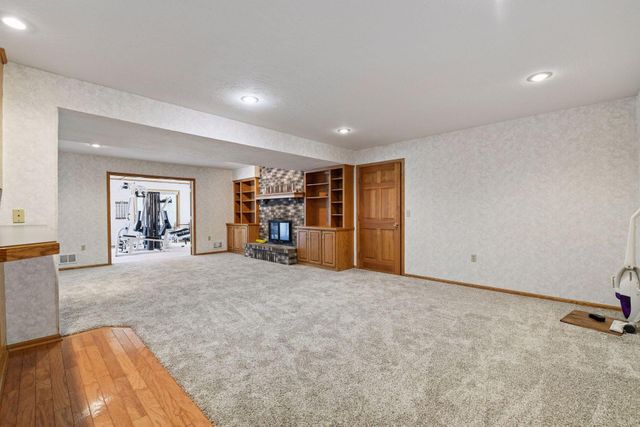 3180 W 180th Street, Jordan, MN 55352