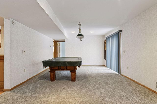 3180 W 180th Street, Jordan, MN 55352